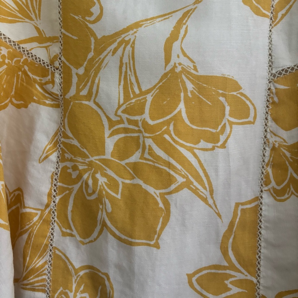 Ann Taylor Floral Yellow and White Linen Blend Flare Skirt, Size 6 - Picture 3 of 10
